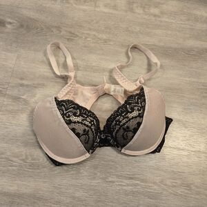 The Little Bra Company Mercedes Lace Push-Up Bra in Size 30C
